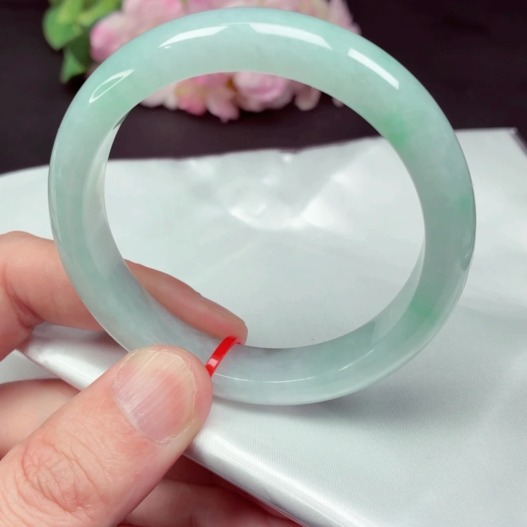 翡翠未镶嵌手镯56.8圈