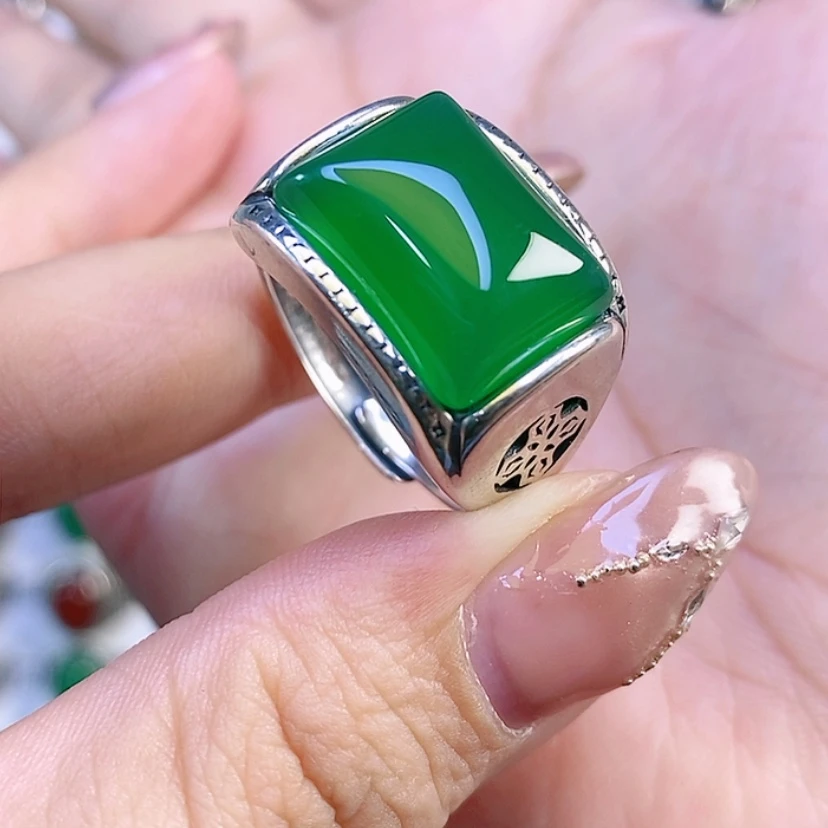 【闪购商品】银S925镶嵌戒指玛瑙/玉髓崔****?