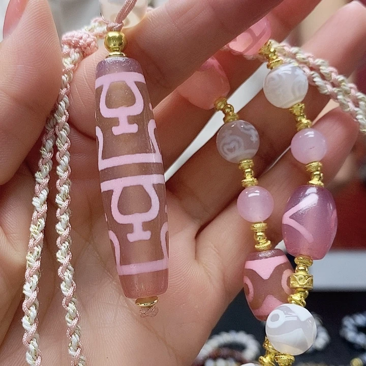 玛瑙/玉髓颈饰合金
