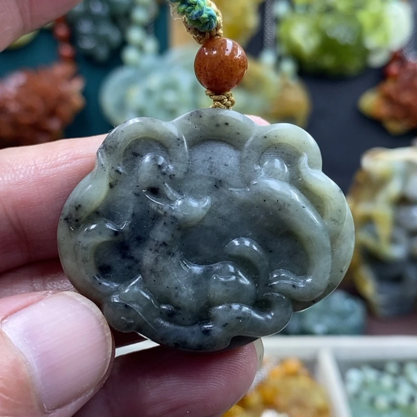 【闪购商品】未镶嵌蛇纹石玉吊坠