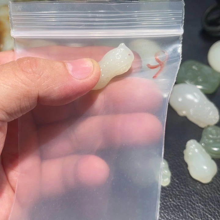 未镶嵌和田玉笔搁