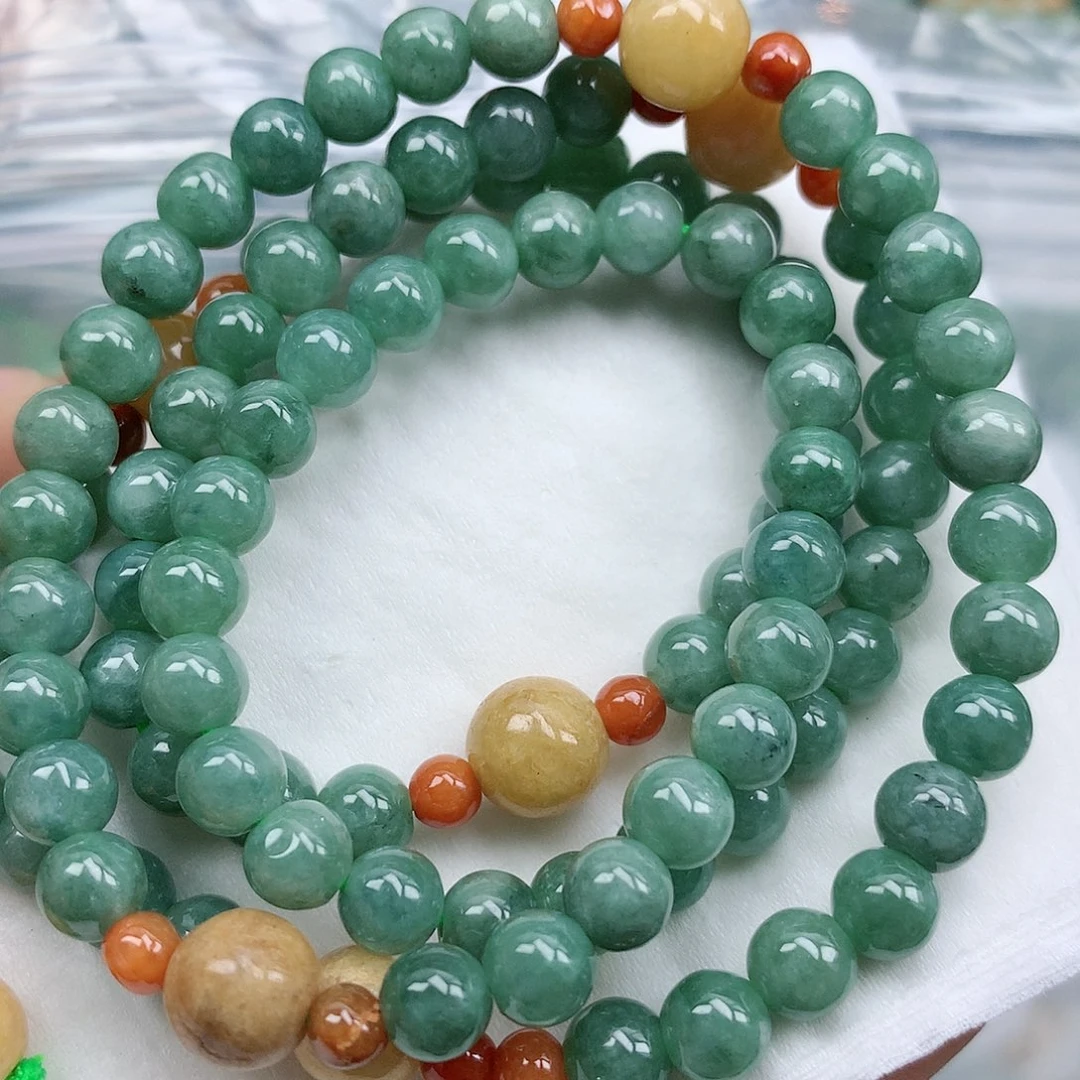 翡翠颈饰未镶嵌手串