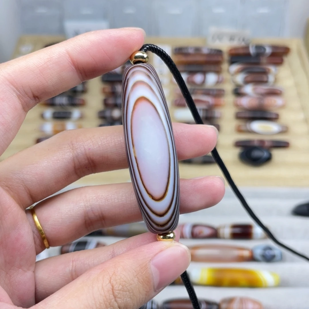 玛瑙/玉髓合金颈饰