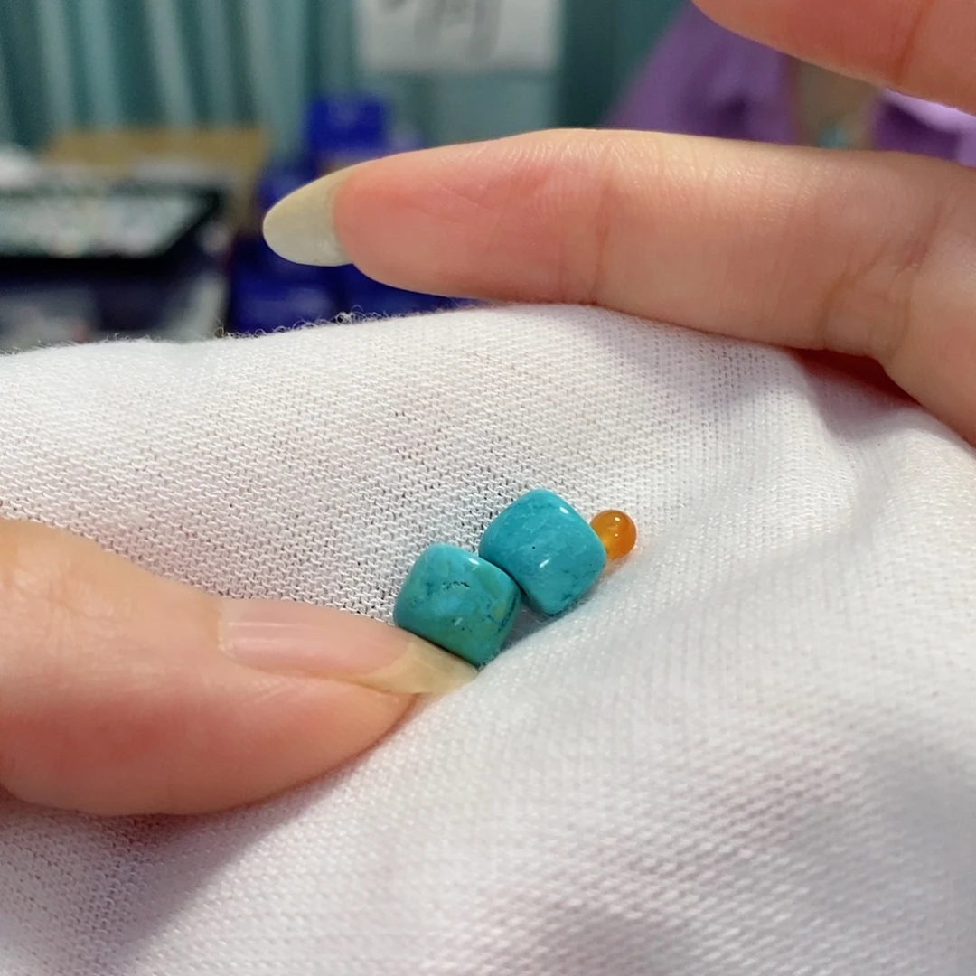 南红玛瑙未镶嵌珠宝奇石