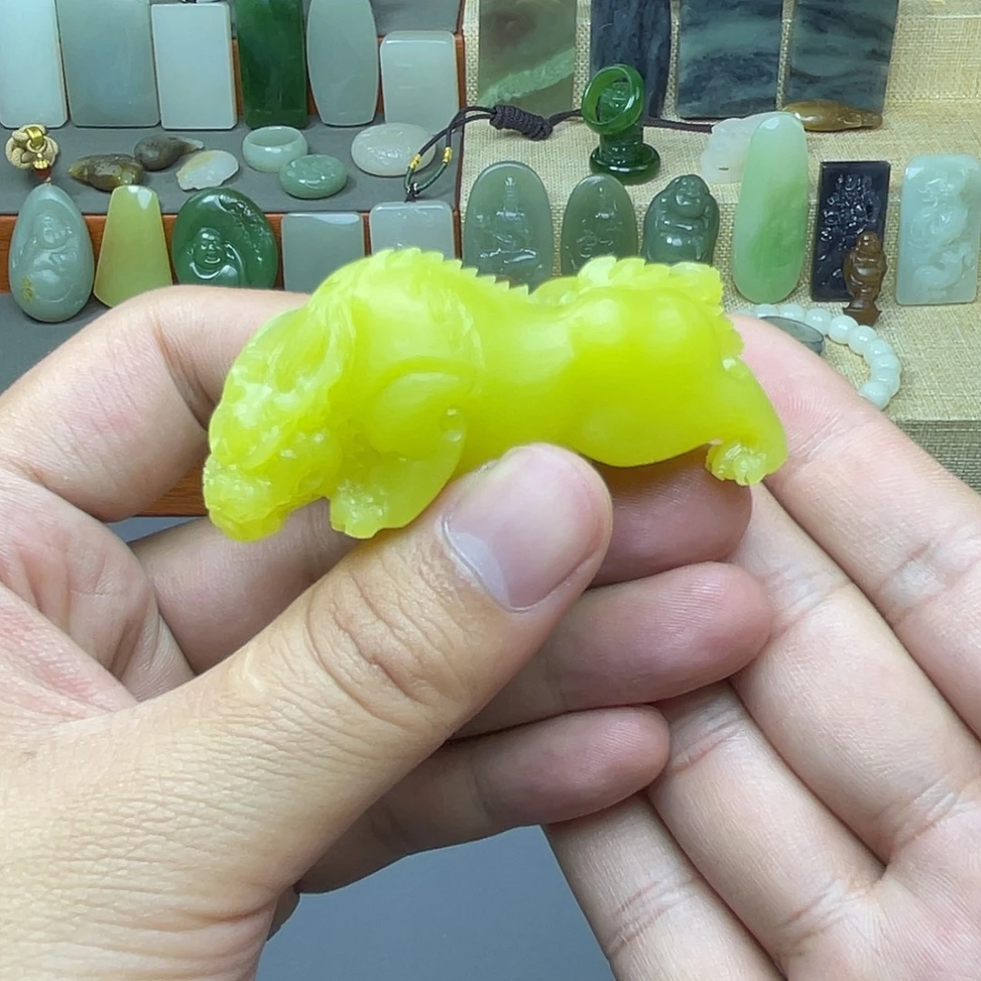 岫玉未镶嵌颈饰11111111111