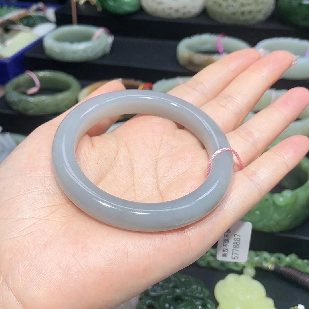 【闪购商品】和田玉手镯57圈口3未镶嵌