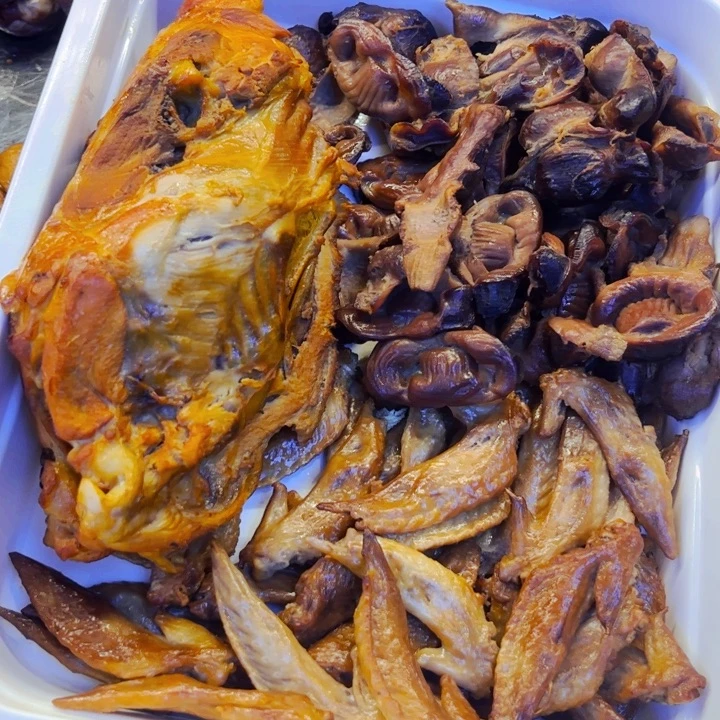 1斤鸡胗1斤翅尖1个鸡架