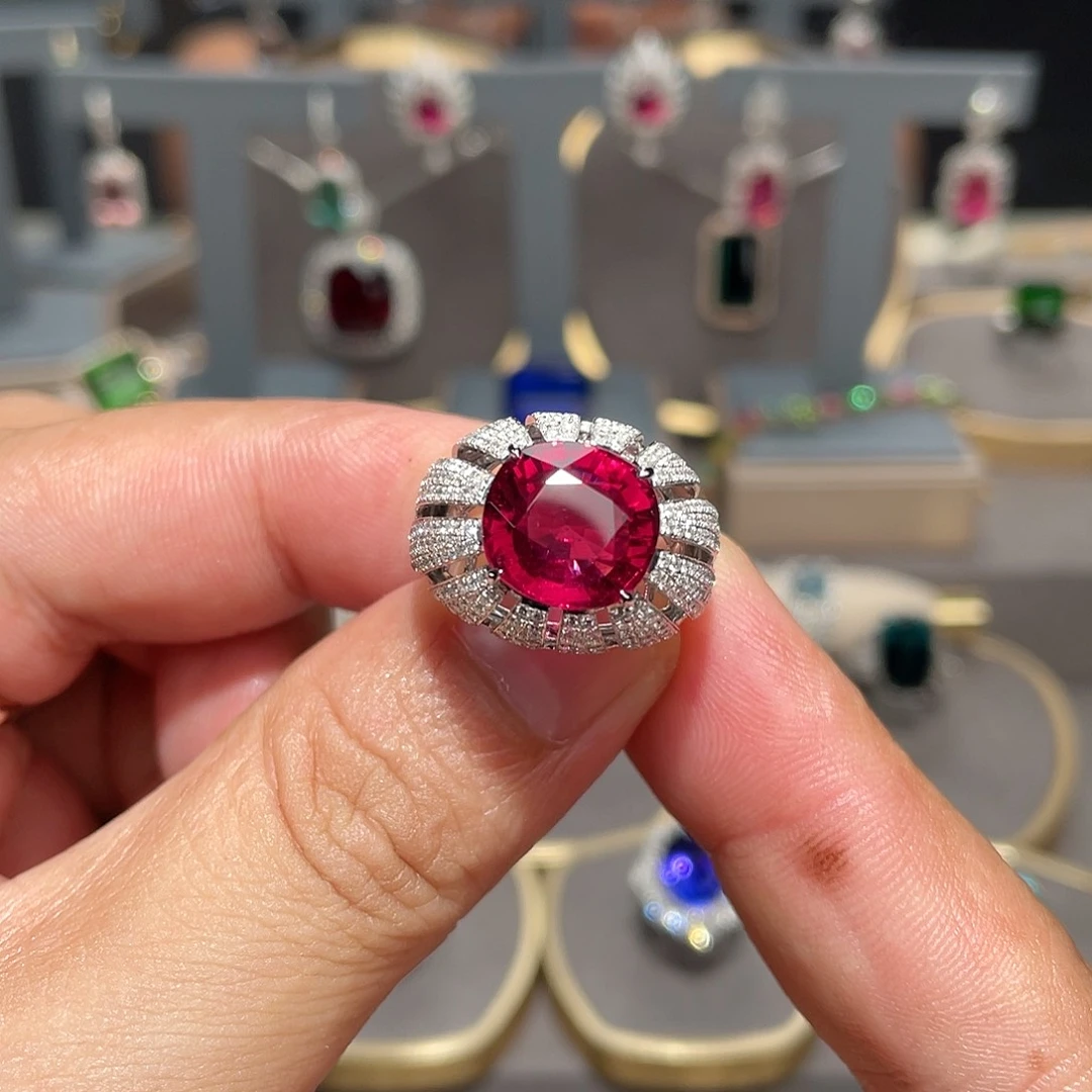 18K金镶嵌戒指碧玺6.3ct