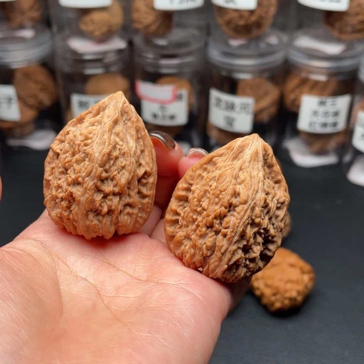 吊坠文玩核桃塔尖35