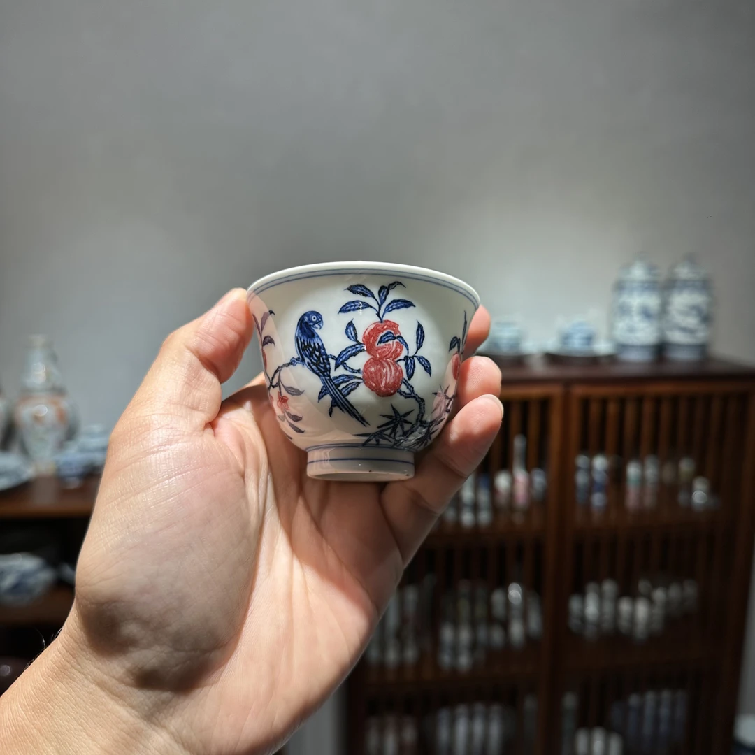 极品原矿釉料纯手青花釉里红鹦鹉桃子铃铛杯口径约7.5约60-80毫升