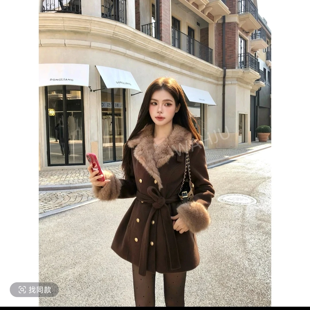 韩系设计感夹棉毛呢外套短款大衣女新款秋冬富家千金圣诞跨年穿搭