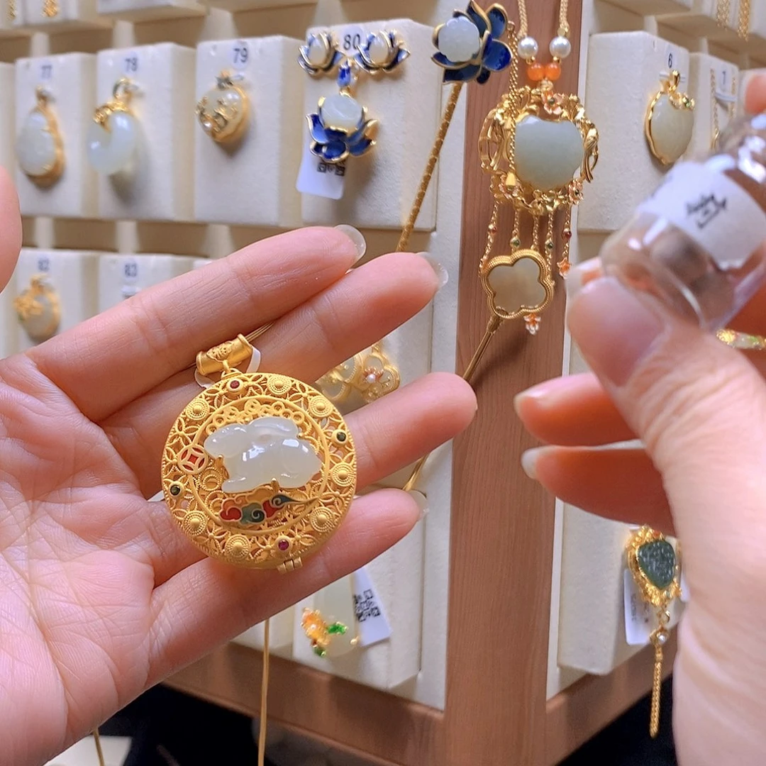 和田玉银S925镶嵌颈饰