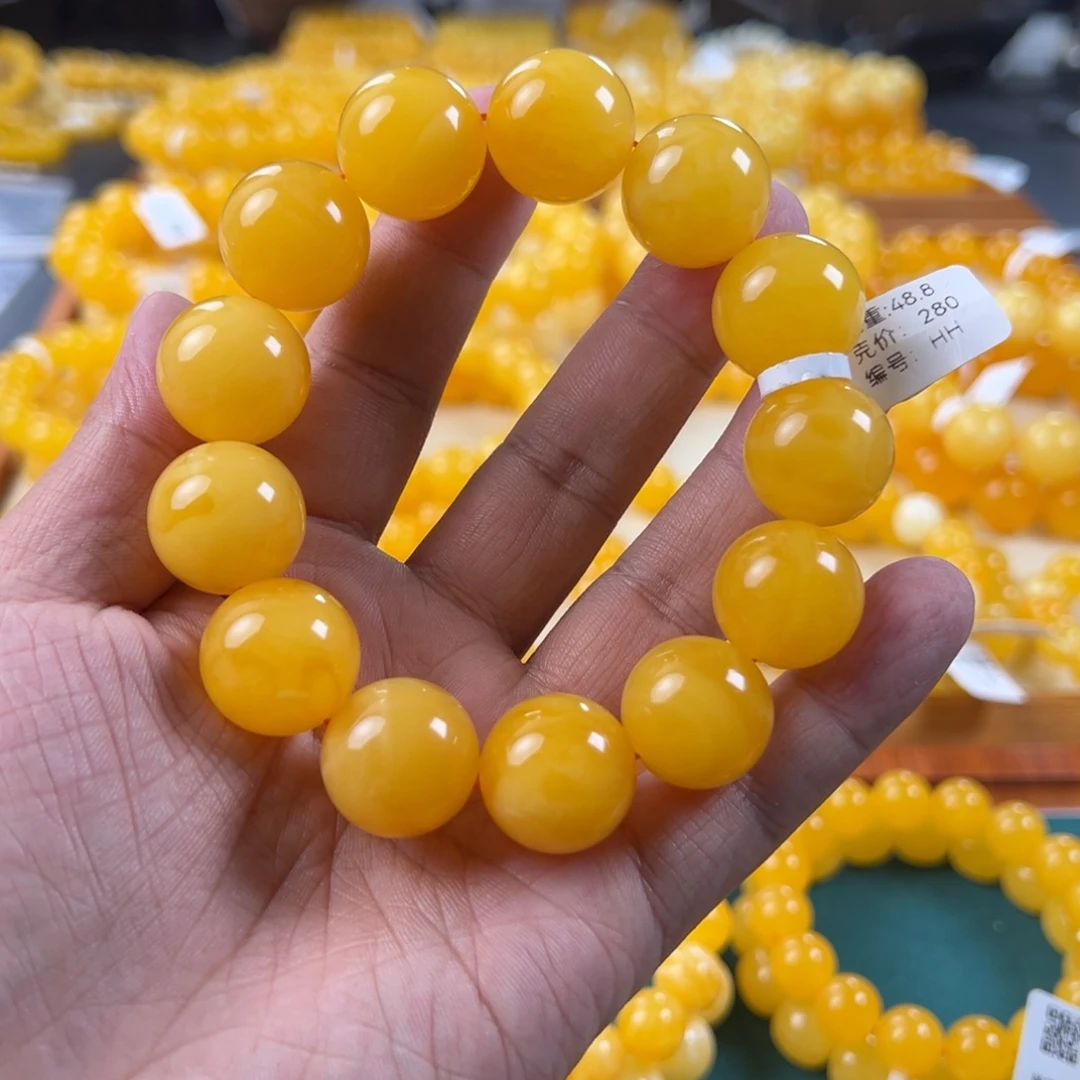 琥珀未镶嵌手串18焦皮克重48.8HH