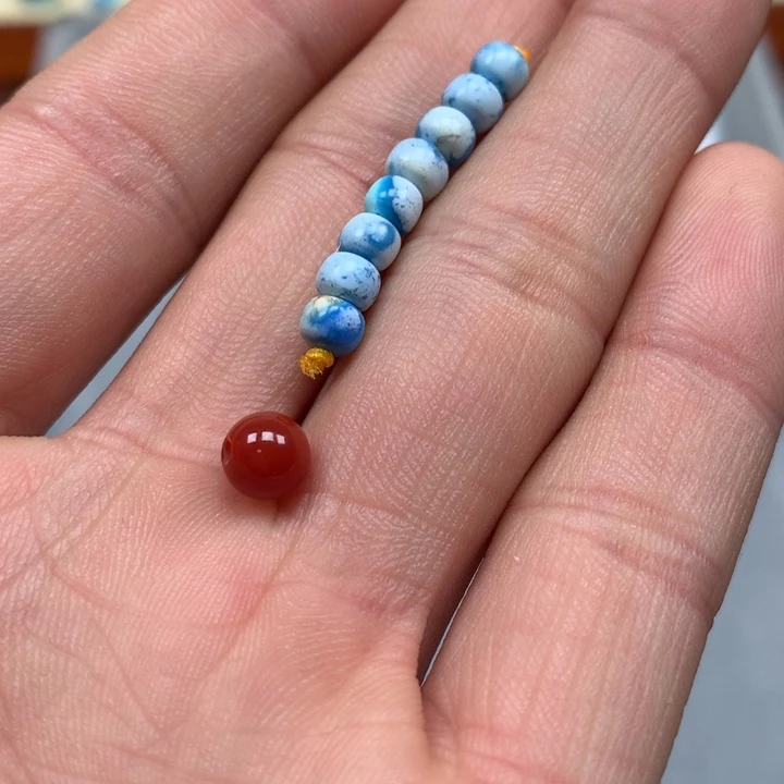 南红玛瑙配饰未镶嵌