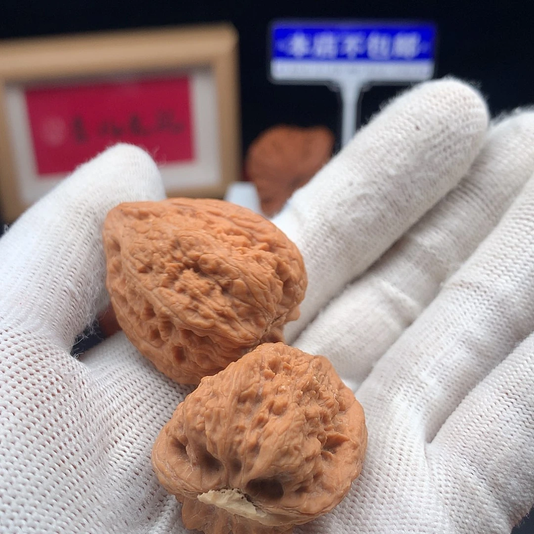 文玩核桃吊坠鸭嘴