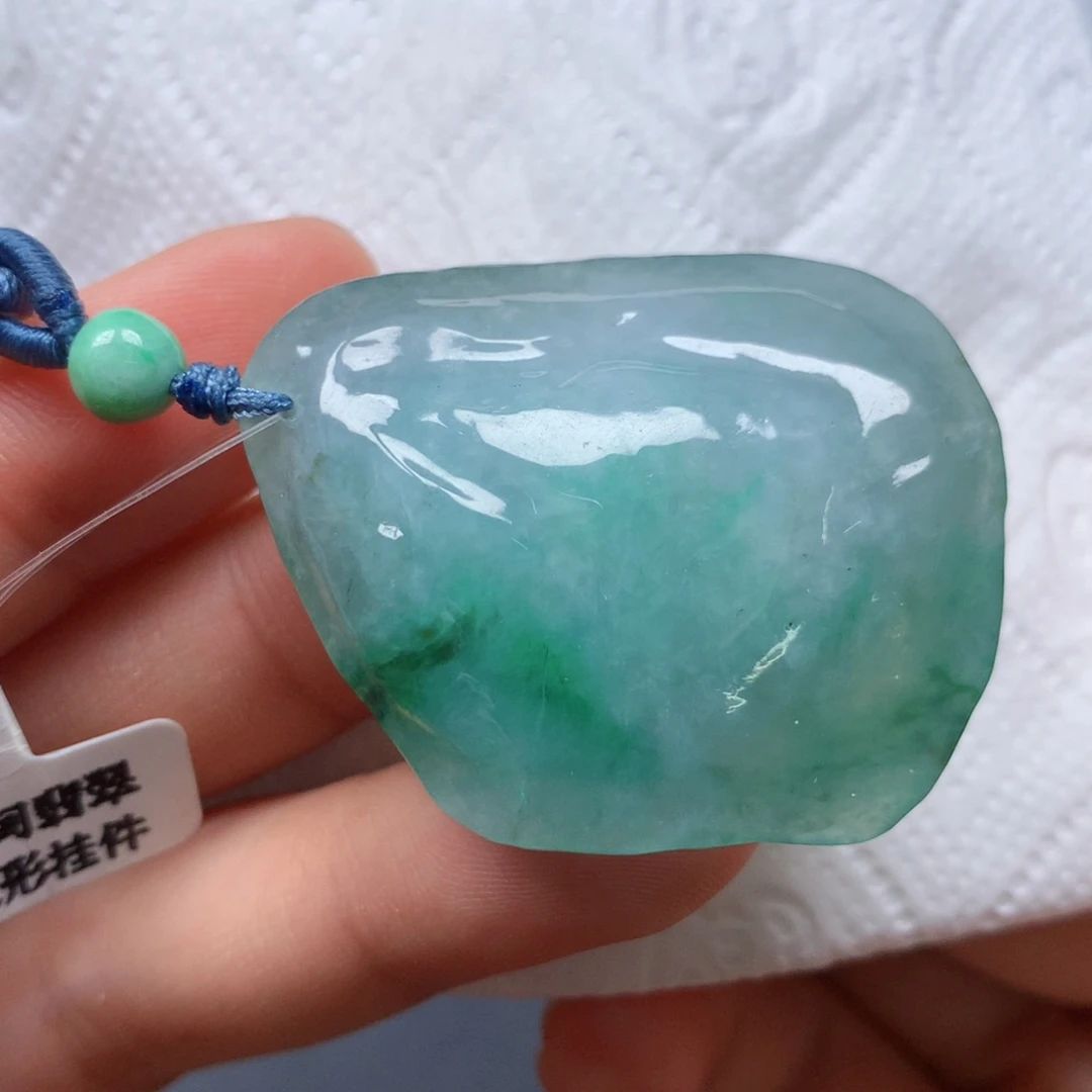 【闪购商品】翡翠吊坠(不含链)未镶嵌