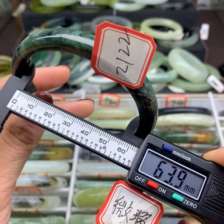 一****蛇纹石玉未镶嵌手镯2122