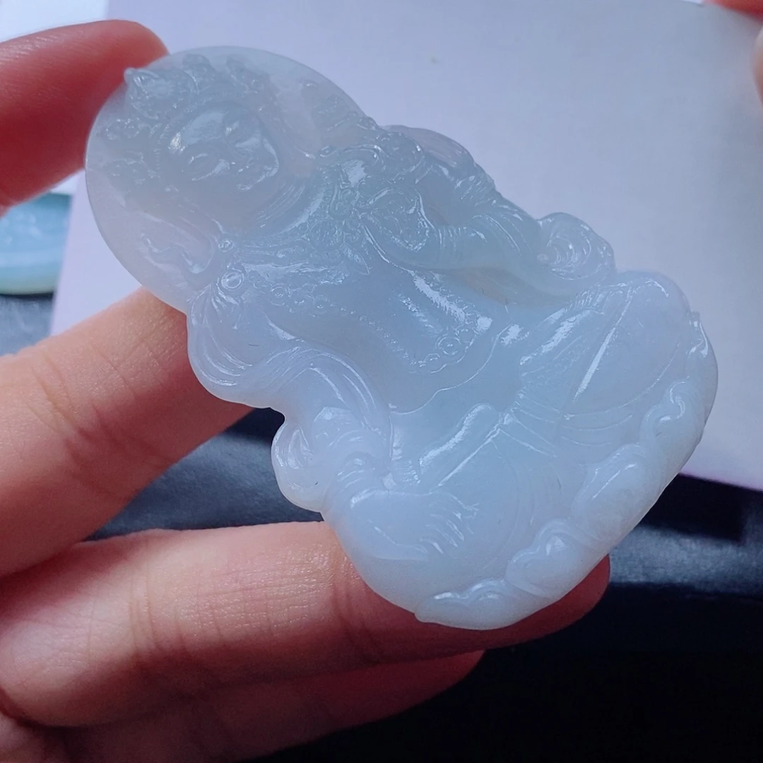 淡***然定制翡翠未镶嵌翡翠