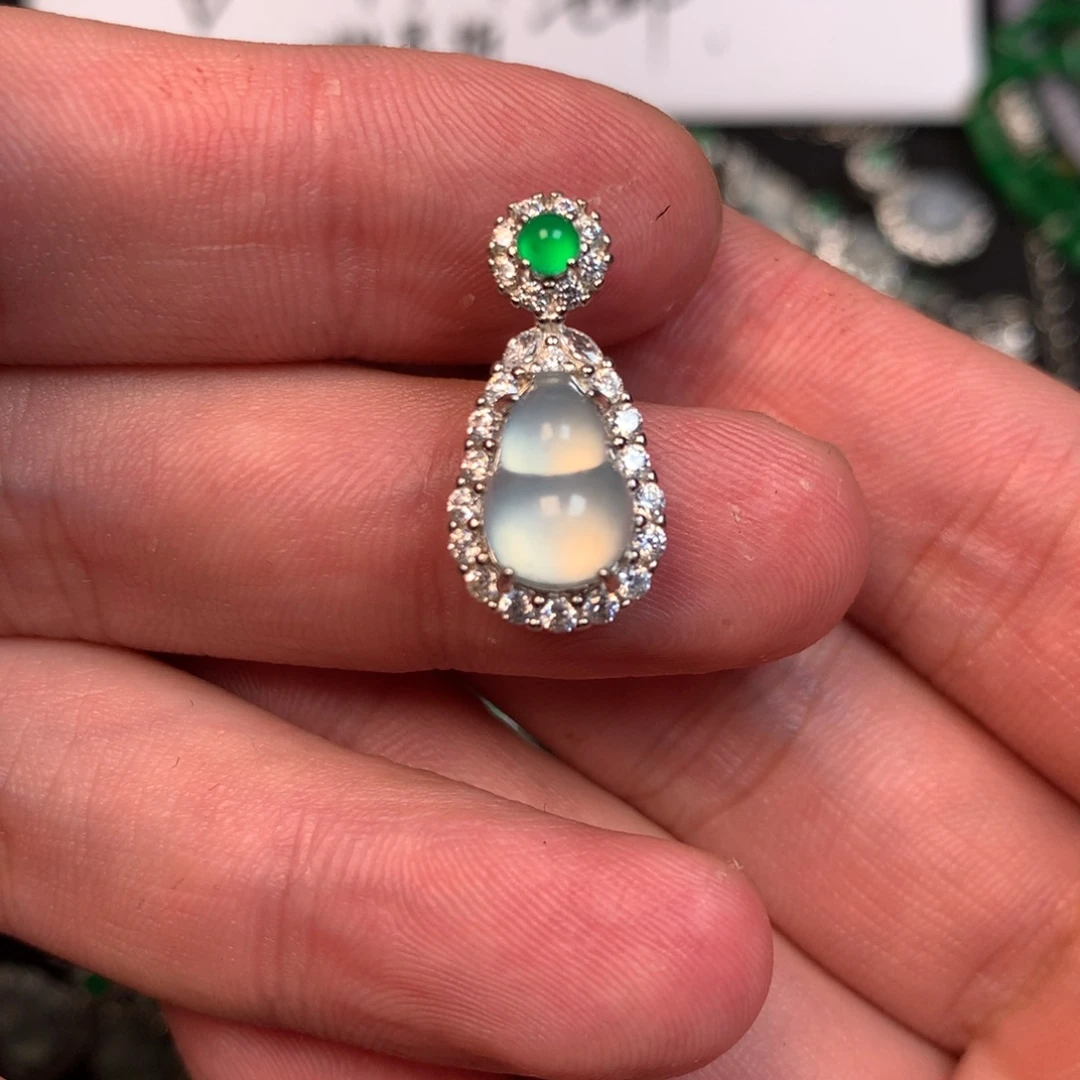 翡翠银S925镶嵌颈饰