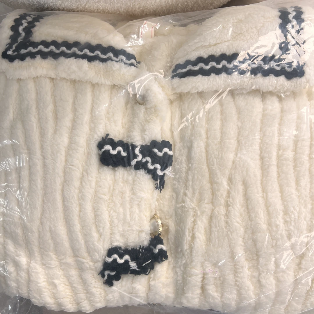 k25#珊瑚绒睡衣女冬季加绒加厚开衫白色小香风家居服套装