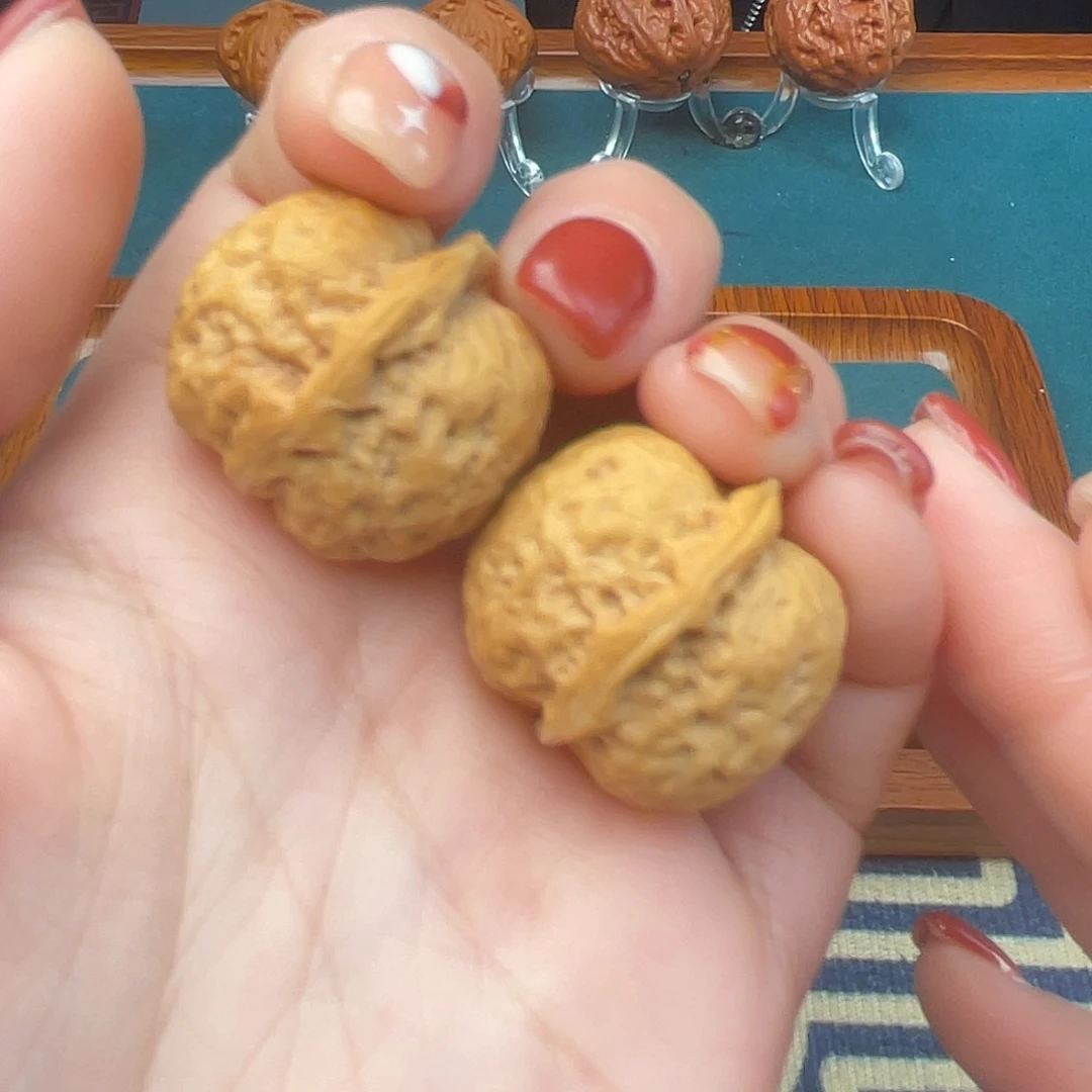 文玩核桃把件小金元