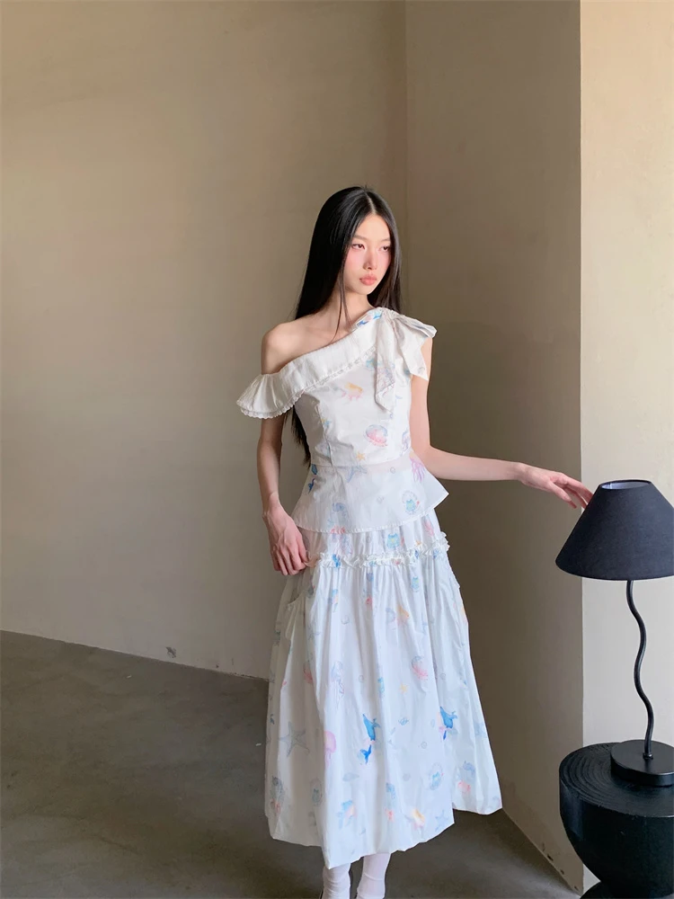 韩系chic蝴蝶结斜肩露肩收腰t恤上衣半身裙女2025超火夏装一整套