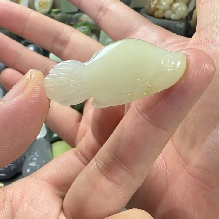 和田玉未镶嵌颈饰福利