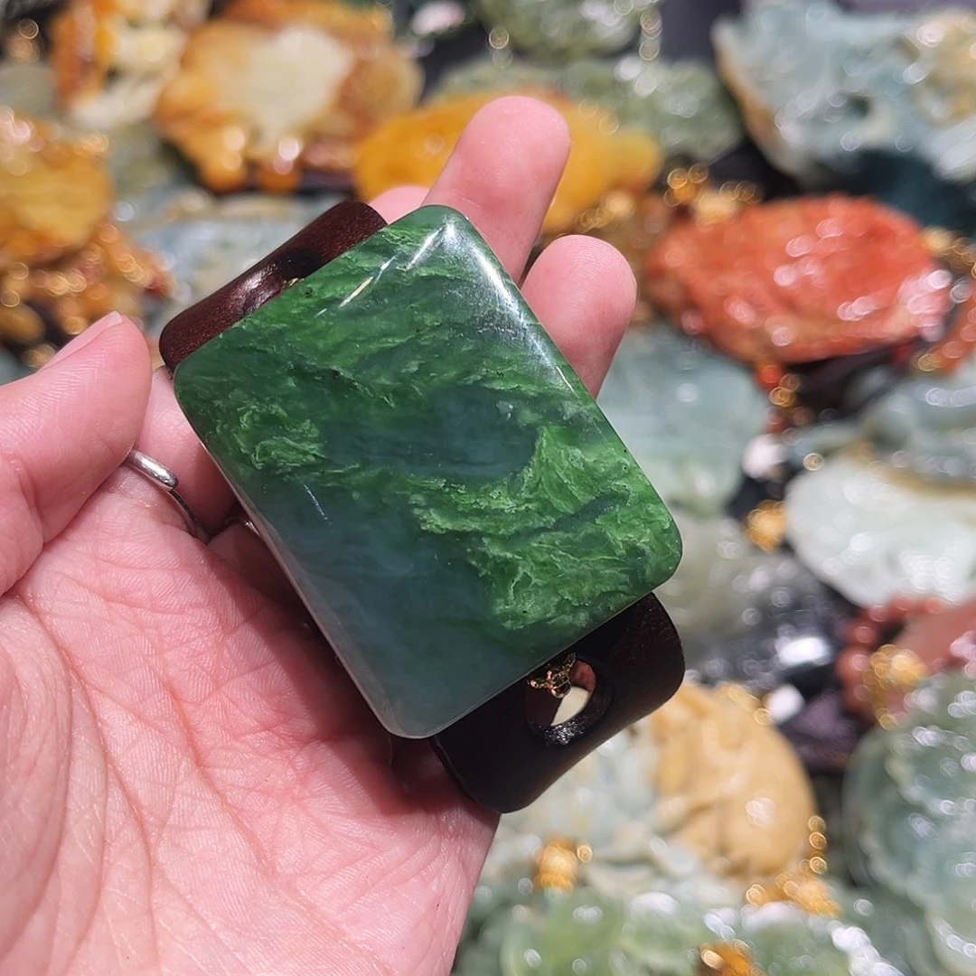 未镶嵌岫玉毛衣链