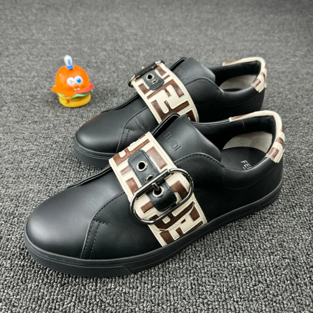 未使用 FENDI/芬迪 绑带板鞋36.5码 搭配双F HB655 公价 3k