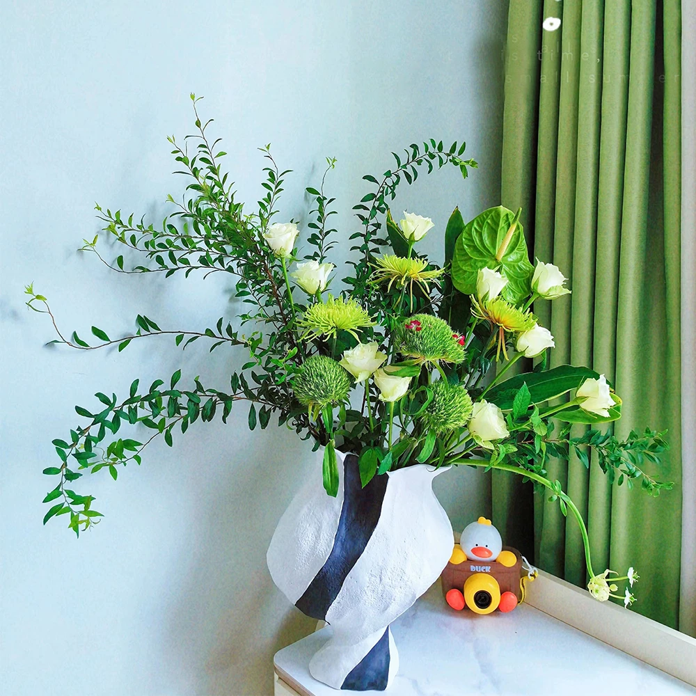 单鑫-黑白条-手作陶瓷花瓶插花软装居家艺术摆件