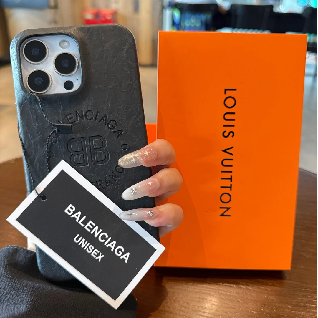 个性褶皱适用苹果17promax手机壳高颜值潮牌iPhone16半包15/14/13