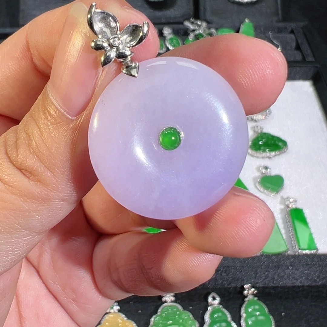【闪购商品】翡翠吊坠(不含链)18K金镶嵌