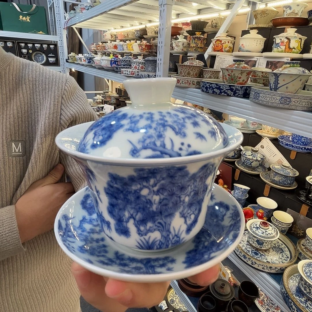 这些盖碗很漂亮！！！