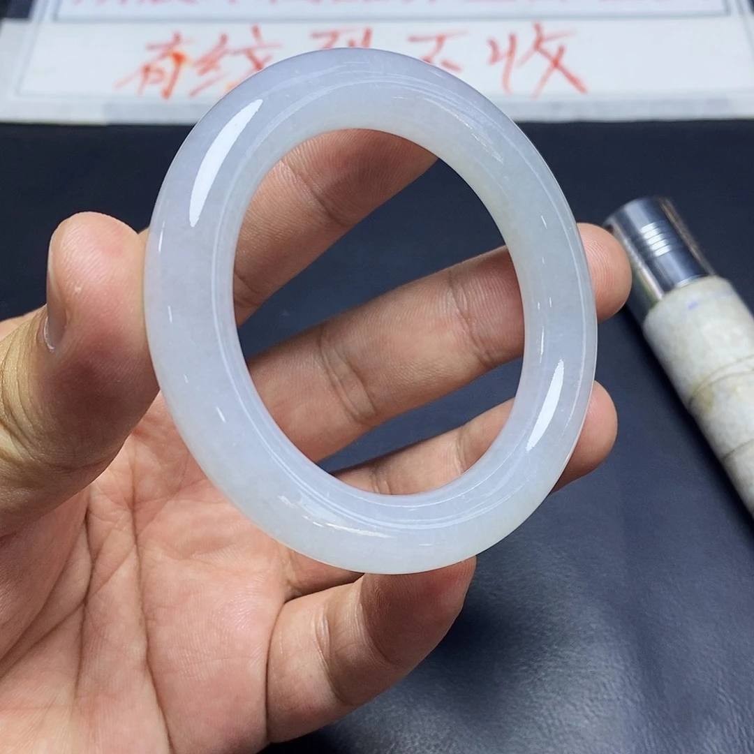 未镶嵌手镯翡翠翡翠手镯