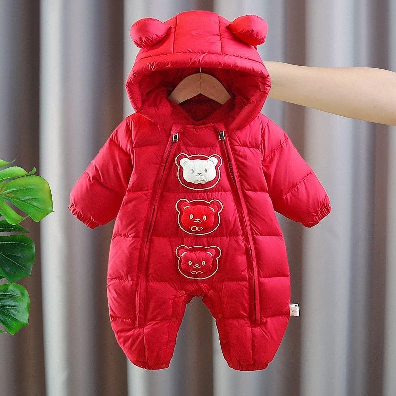 冬季新款2025拜年服冬季新生儿外出爬服哈衣儿童时尚婴幼儿连体衣