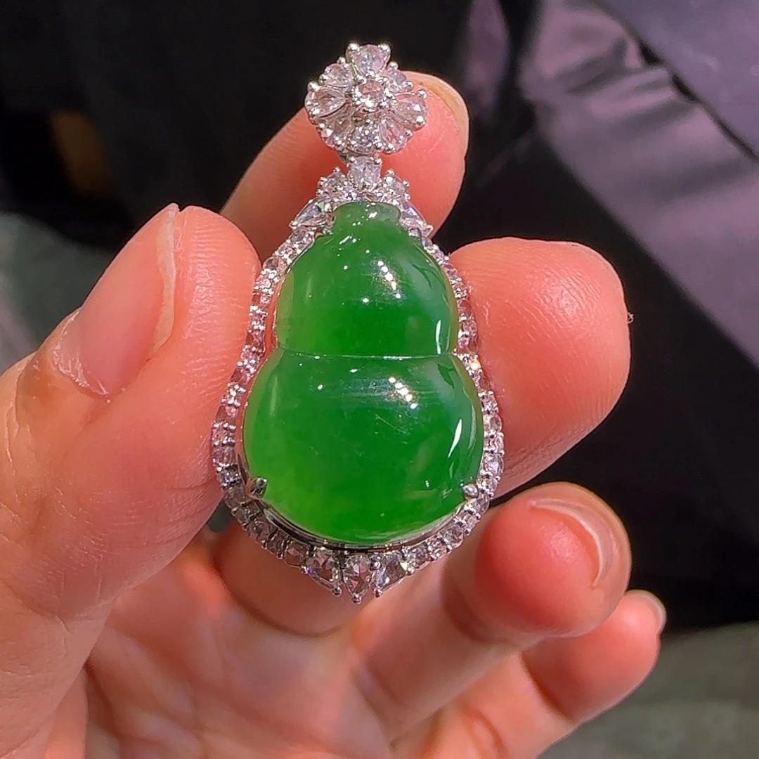 翡翠18K金镶嵌吊坠(不含链)