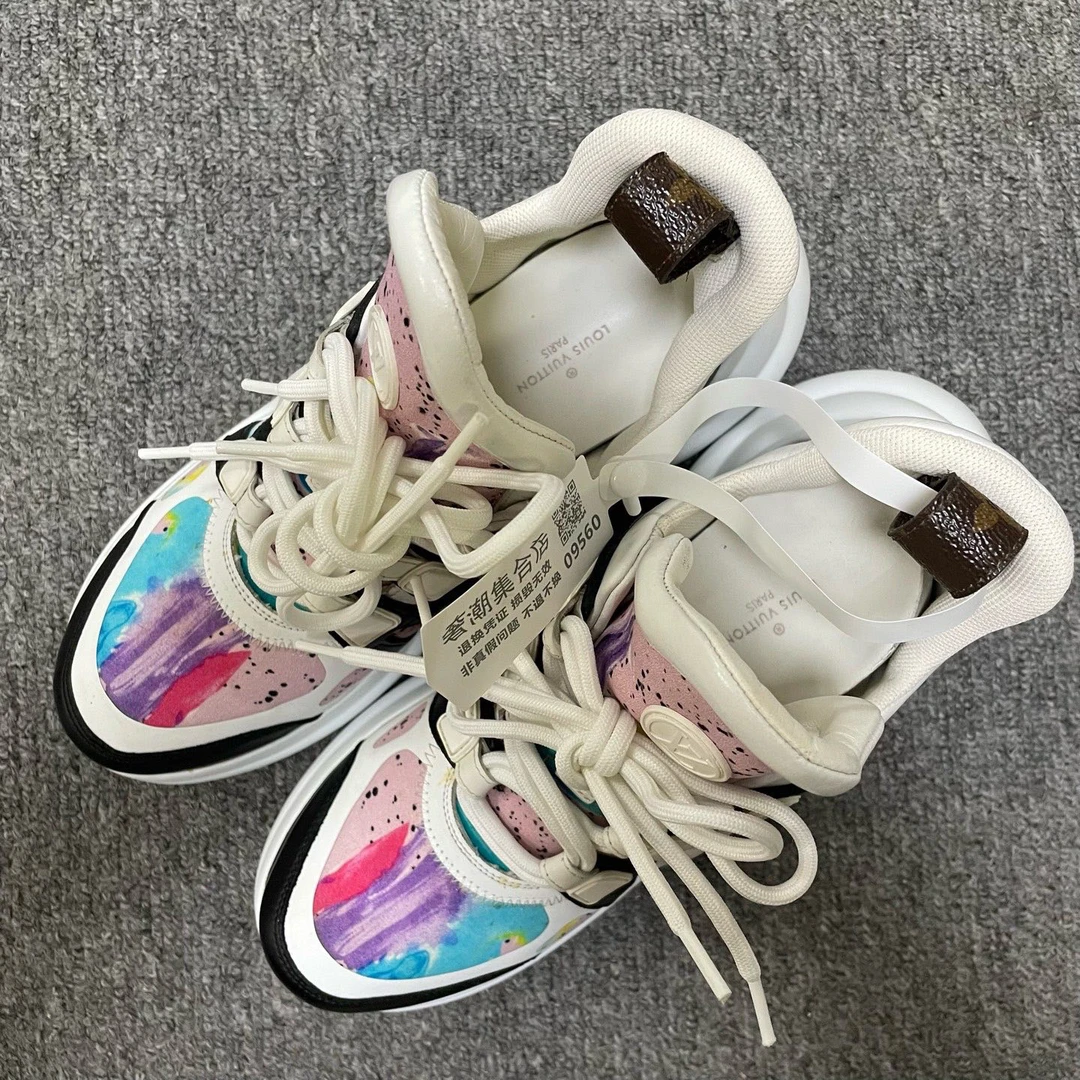 95新 LouisVuitton/路易威登 Archlight 生活休闲鞋 36码/09560