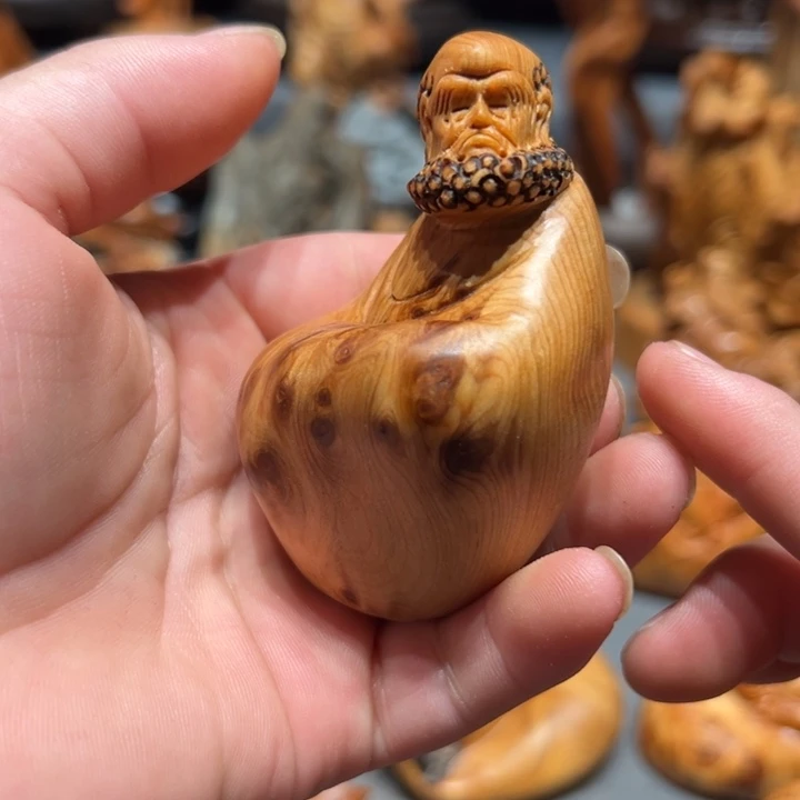 柏木（崖柏）点点关注