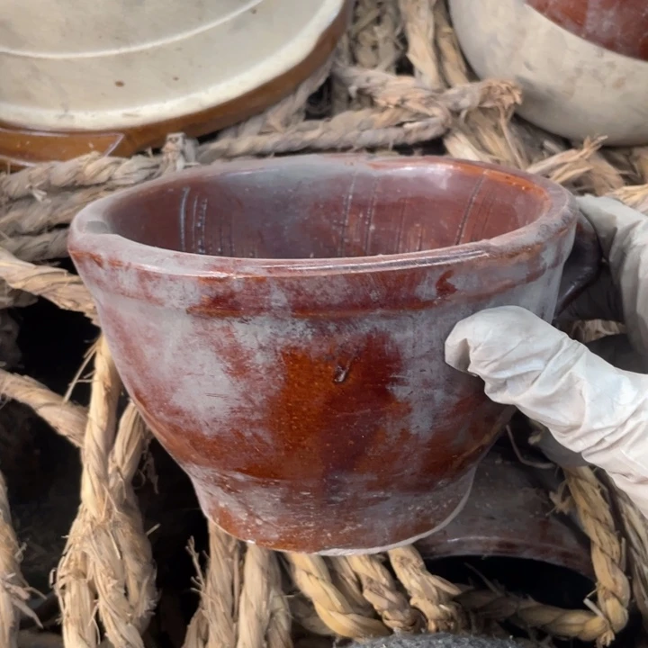 其他盘子碗砂锅都有