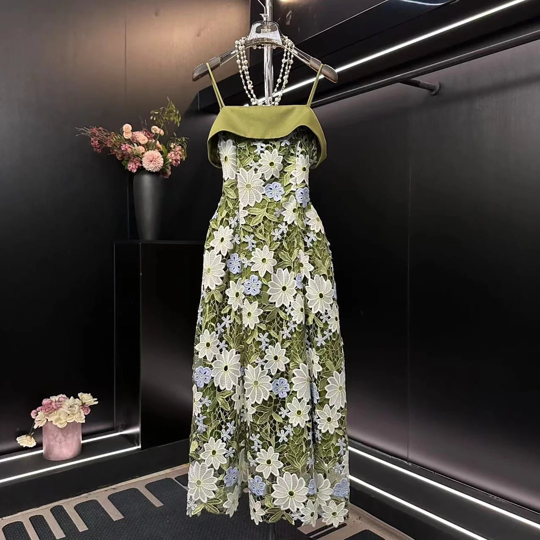 roiltrou原创设计2025高定轻奢镂空气质优雅连衣裙ZA1525112731