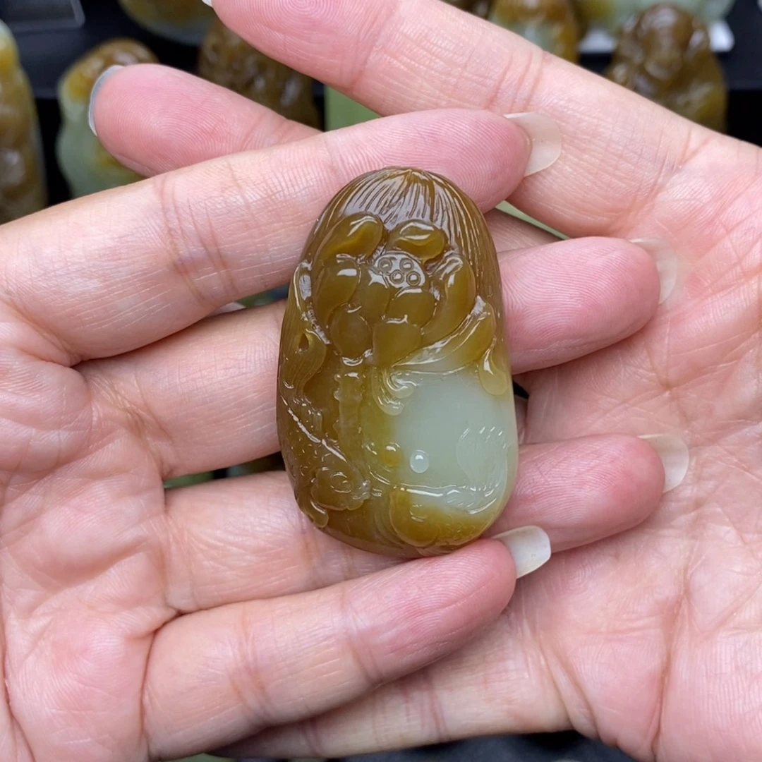 未镶嵌和田玉挂件