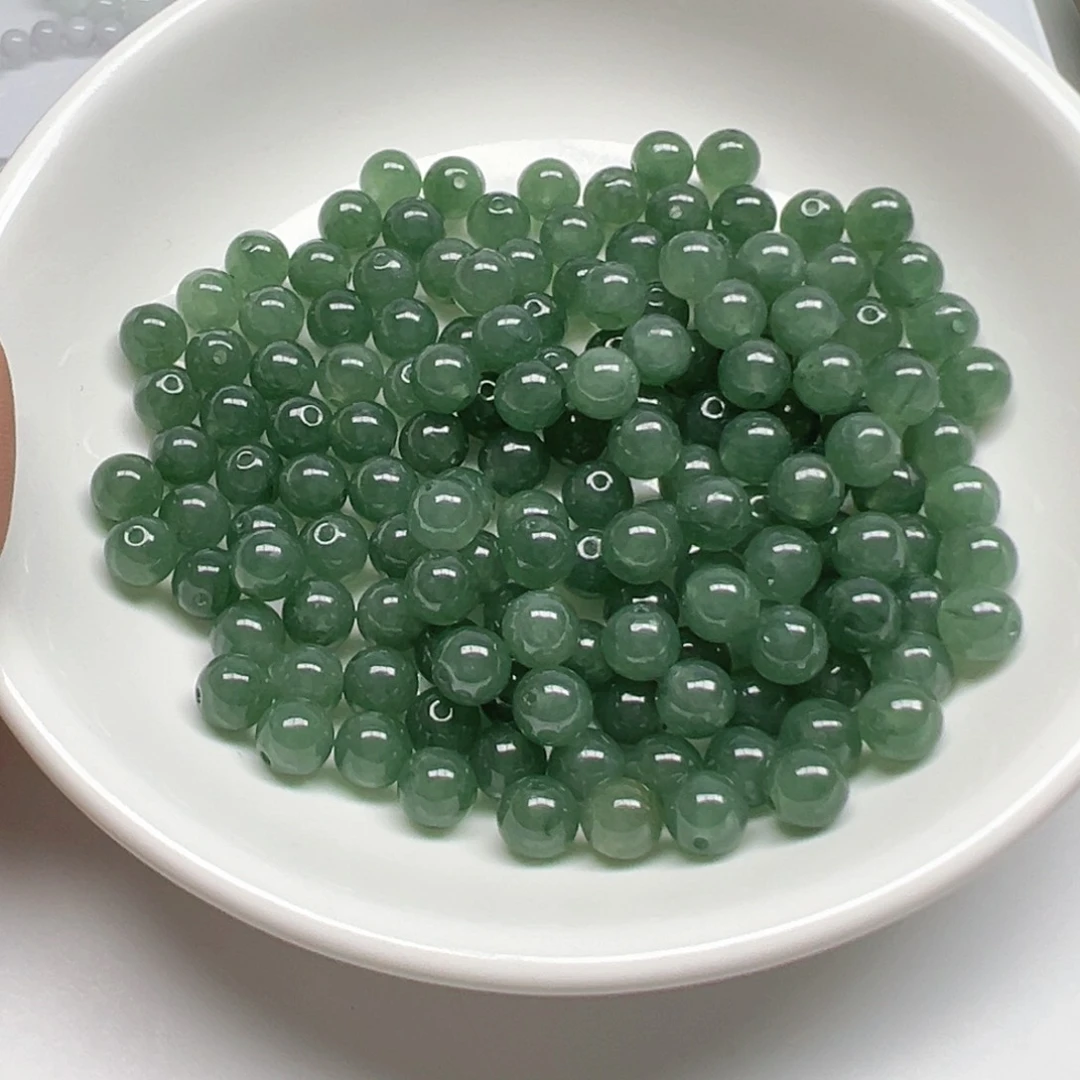 翡翠散珠纯天然缅甸A货翡翠卡6，5颗