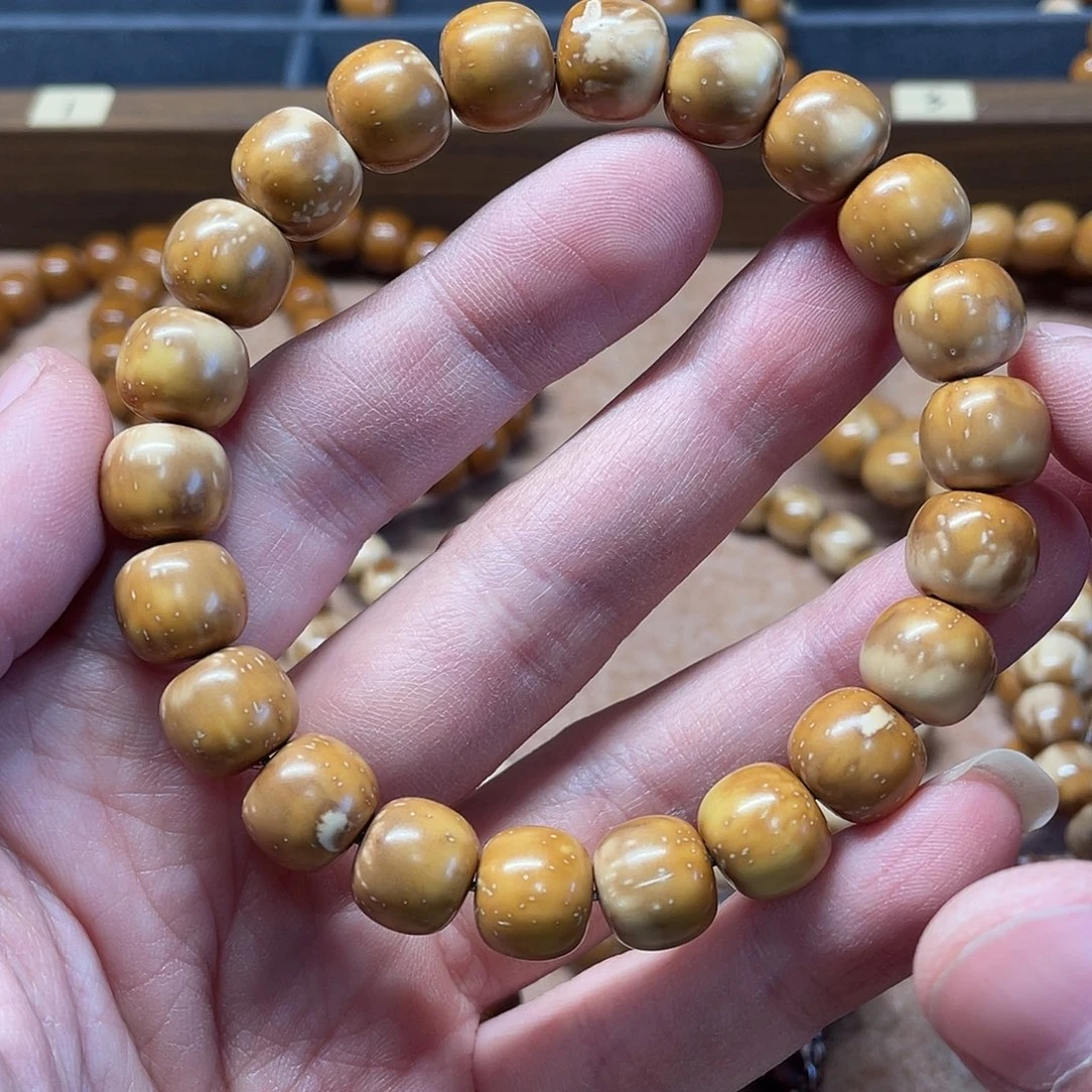 紫金鼠吊坠实心紫金鼠手串11+花皮（3颗眼线绝大）