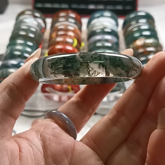 玛瑙/玉髓未镶嵌手镯