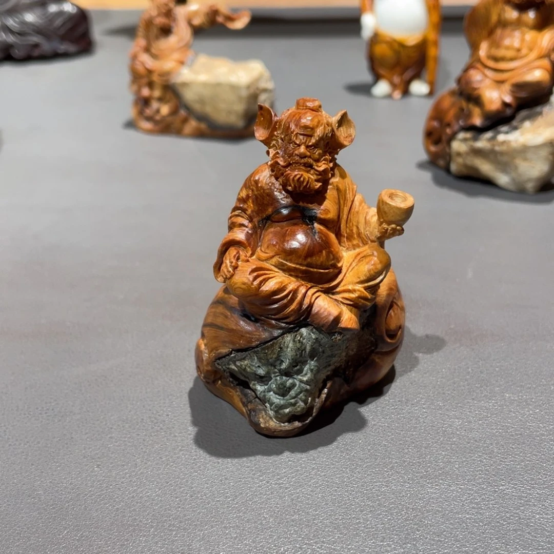 长***哥木质崖柏工艺品摆件