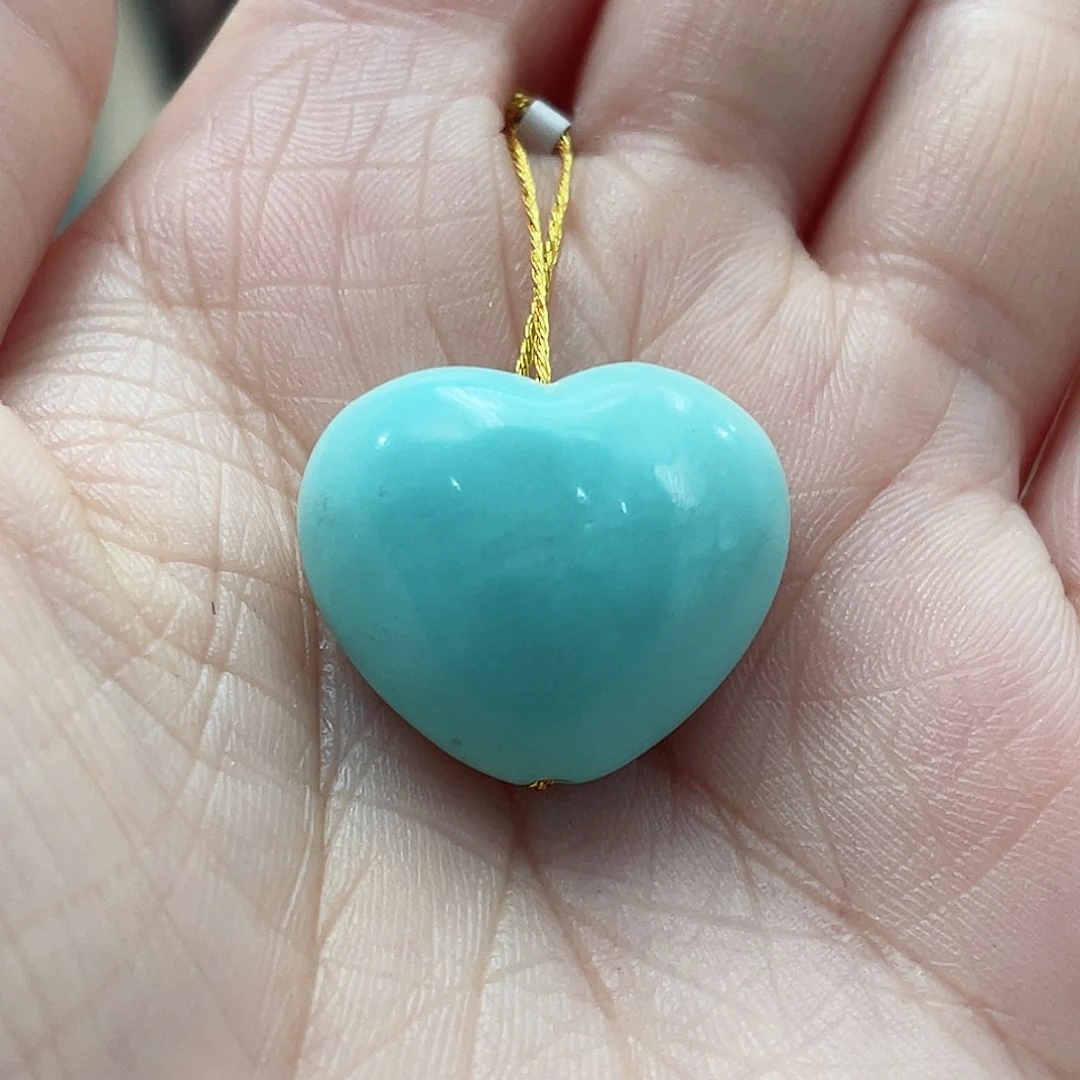 绿松石颈饰未镶嵌