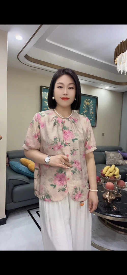 夏季休闲时尚百搭遮肉显瘦碎花圆领短袖