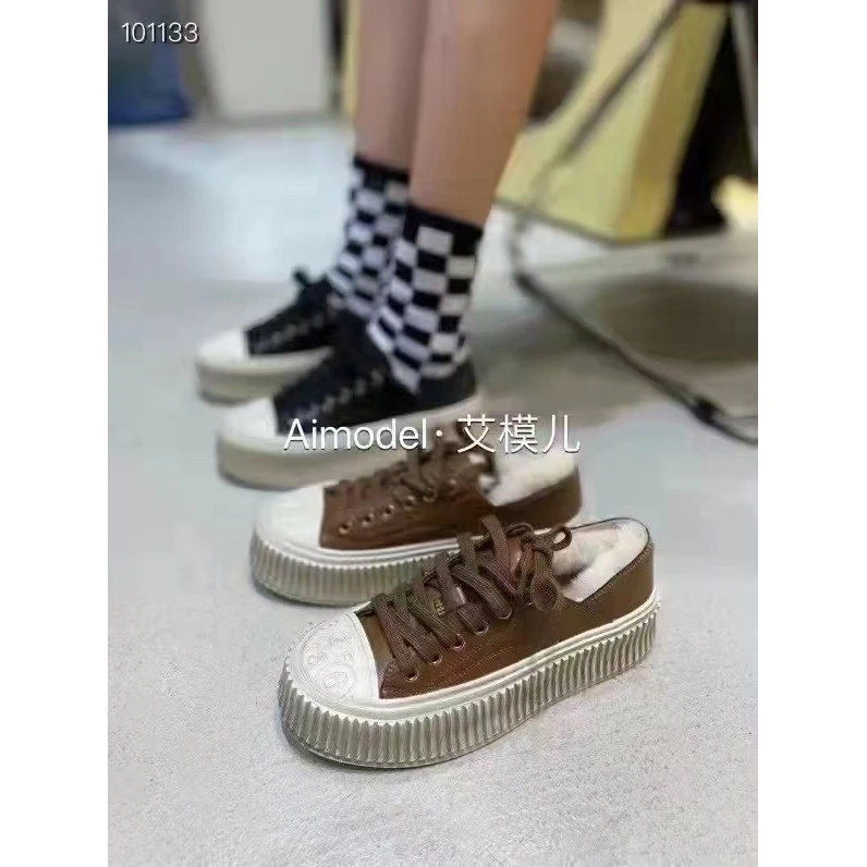 6981-1厚底休闲潮流百搭圆头系带板鞋