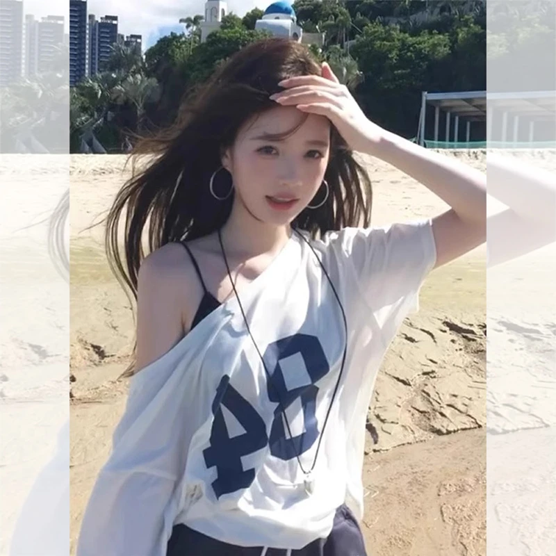 纯欲设计感字母印花斜领露肩T恤女夏季美式复古慵懒休闲宽松上衣