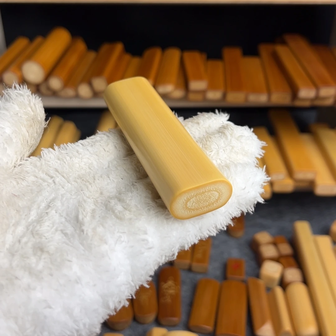 垚***力黄皮火机扁厚皮满密精品